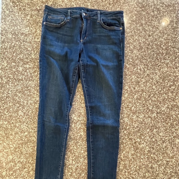 Joe's Jeans Denim - Joe’s Jeans  Fit: The Skinny  Wash: Blair  cut W01782  size 31  blue